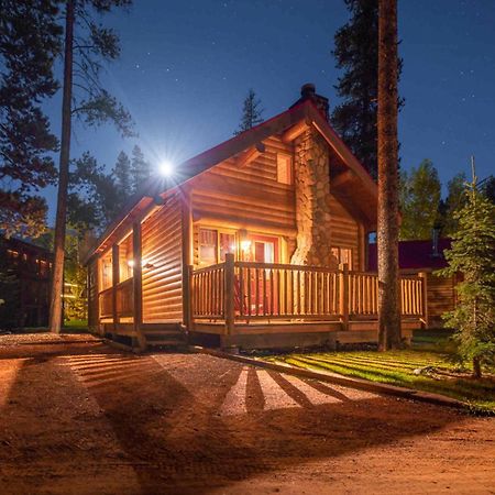 Hotel Baker Creek By Basecamp à Lake Louise Extérieur photo