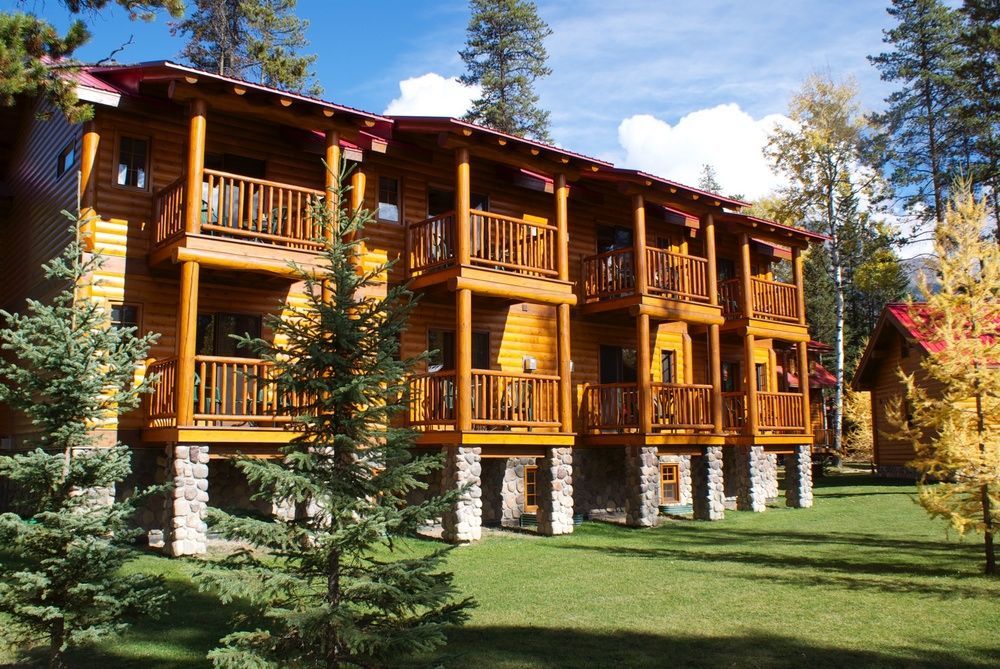 Hotel Baker Creek By Basecamp à Lake Louise Extérieur photo