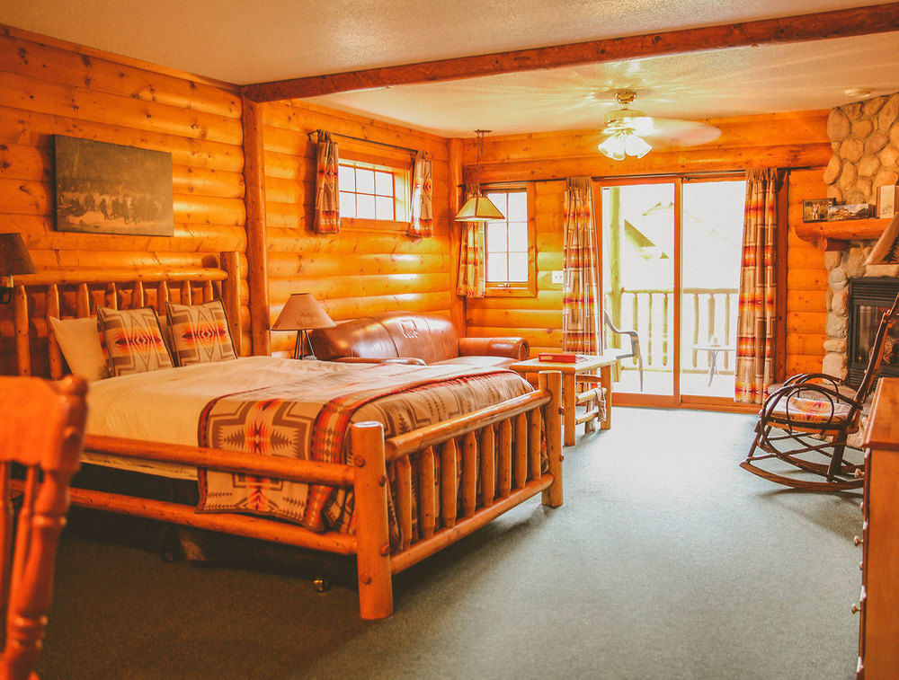 Hotel Baker Creek By Basecamp à Lake Louise Extérieur photo